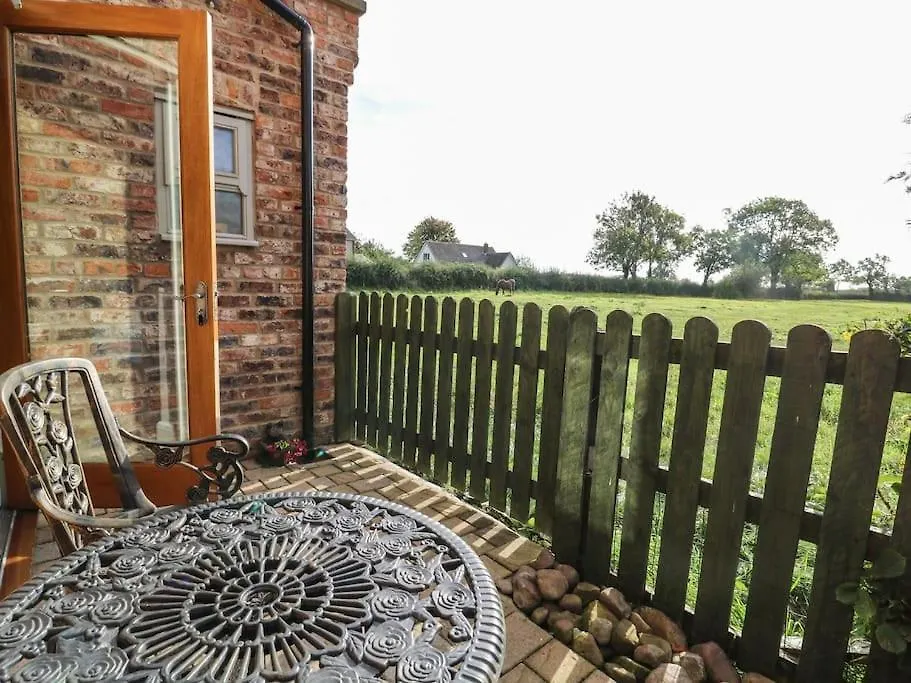 بيت للعطل Decca Cottage Is Cheerful One Bedroom Cottage يورك